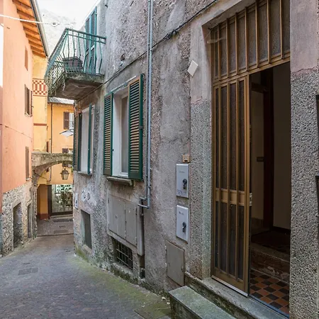 Guesthost - Wisteria Dreams - Comfy Studio-flat آرجينيو
